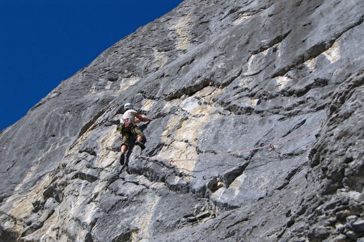 GONZEN SDOSTWAND