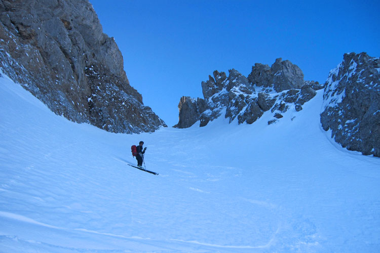 FLISWAND NE COULOIR