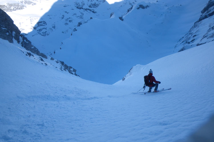 FLISWAND NE COULOIR