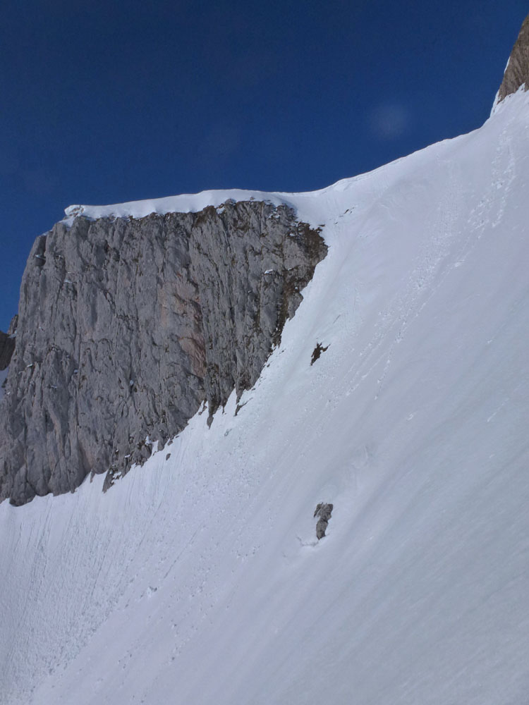 SILBERPLATTEN OSTWAND