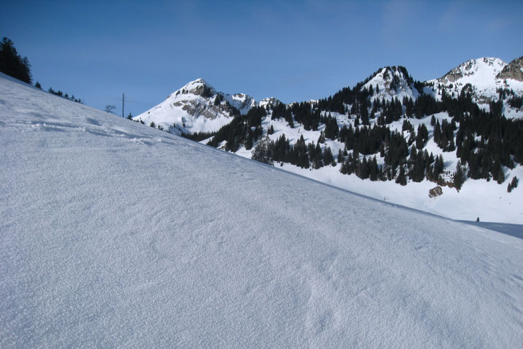NEUENALPSPITZ
